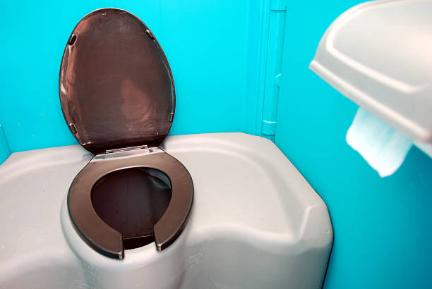 Best Portable toilet rental cost  in Shaker Heights, OH
